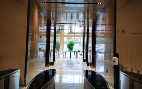 东方金融中心出租房源实拍图2